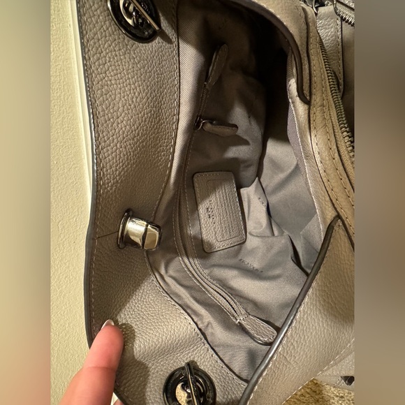 Pebble coach handbag - Picture 6 of 7